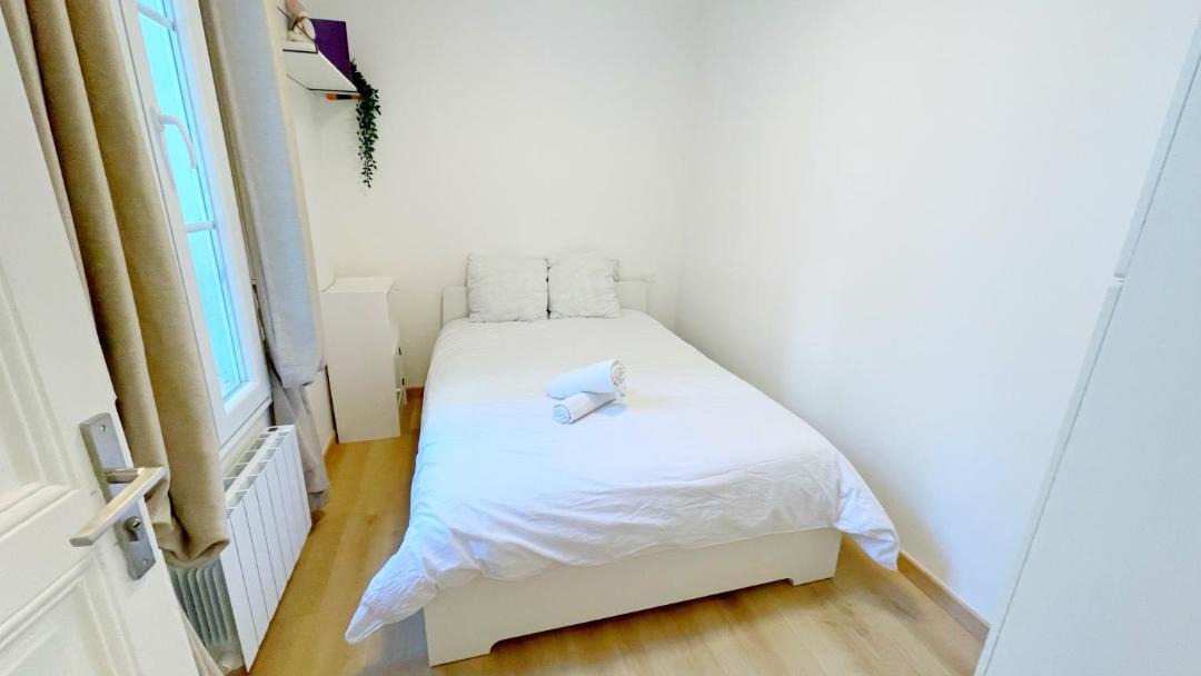 Photo of Bedroom in Quartier de la Salpetriere