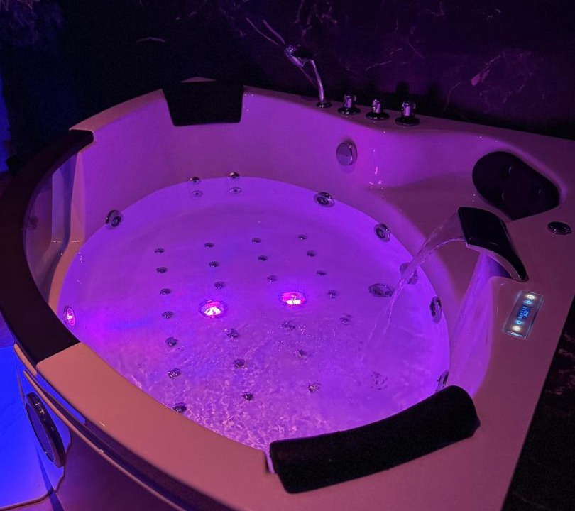 Photo of Bathroom in Broons