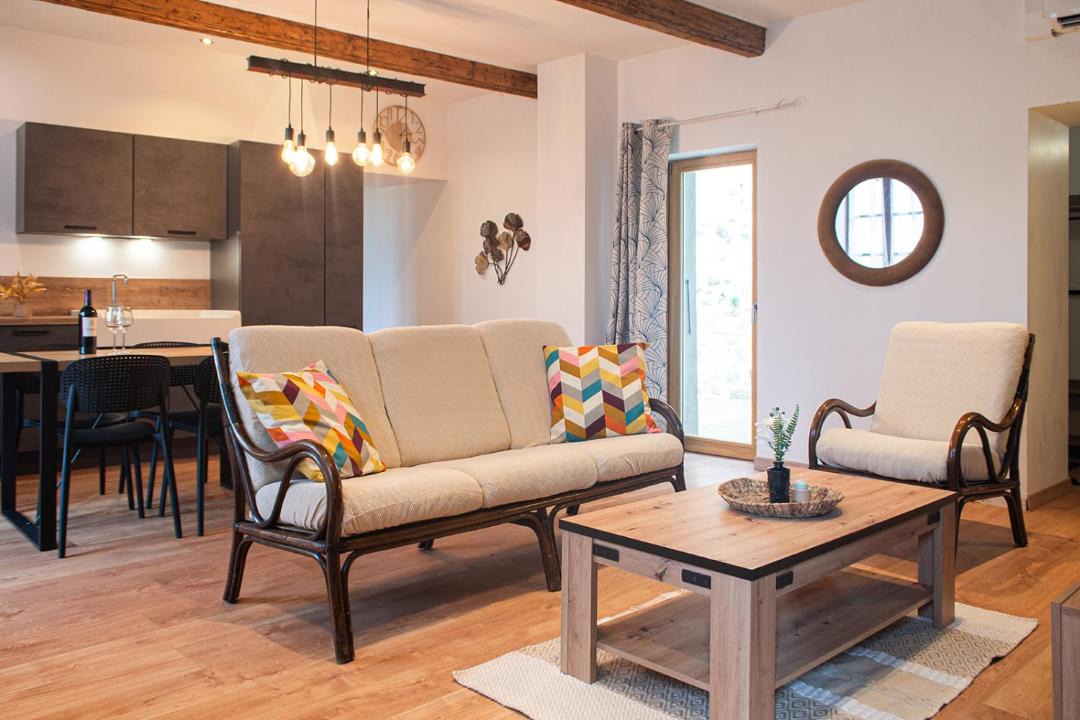 Photo of Others in Saint-Vincent-de-Barres