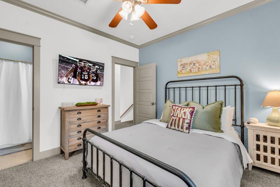 Photo of Bedroom in Starkville