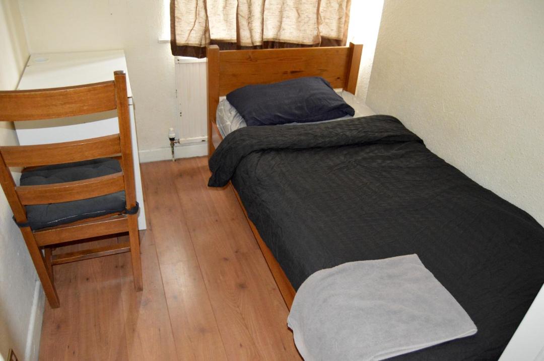 Photo of Bedroom in Selsdon and Ballards