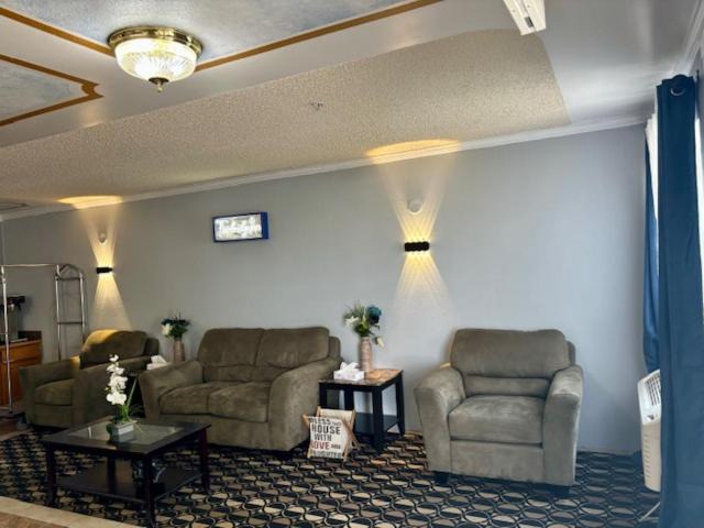 Photo of Livingroom in Outlook