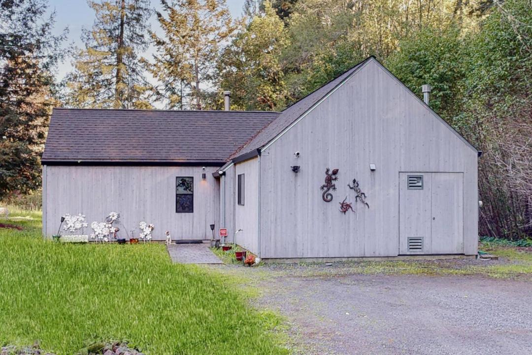 Photo of Others in Freestone