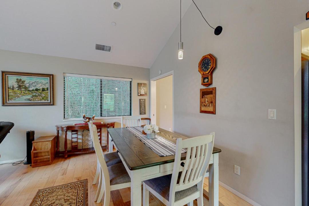 Photo of Others in Freestone