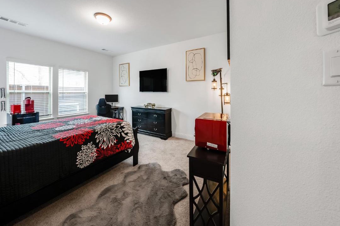 Photo of Bedroom in Lewisville