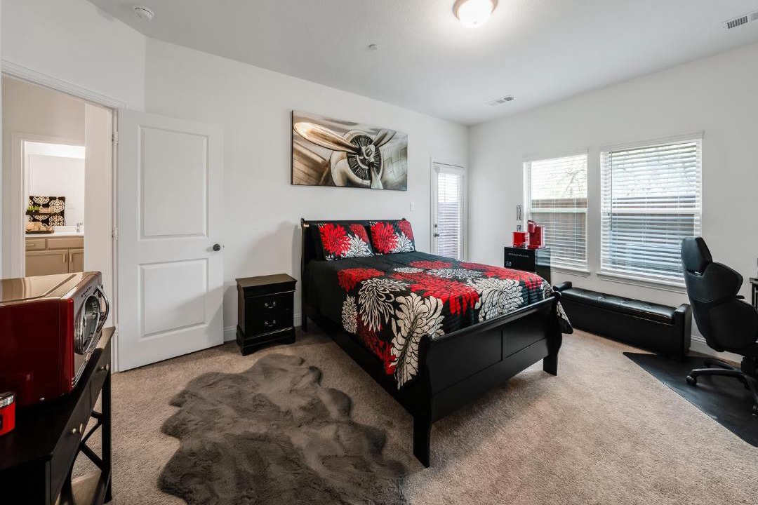 Photo of Bedroom in Lewisville