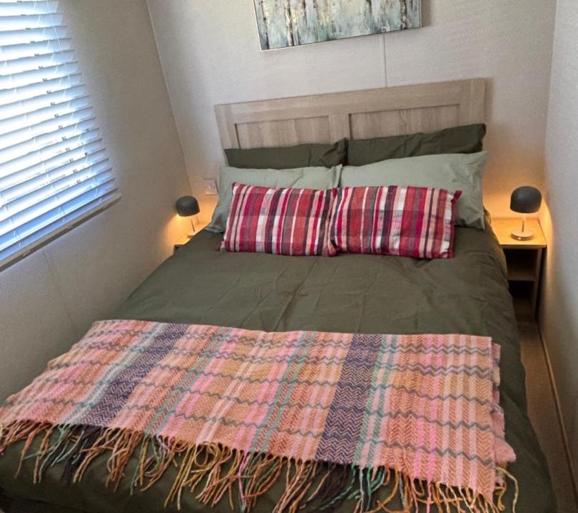 Photo of Others in Allhallows