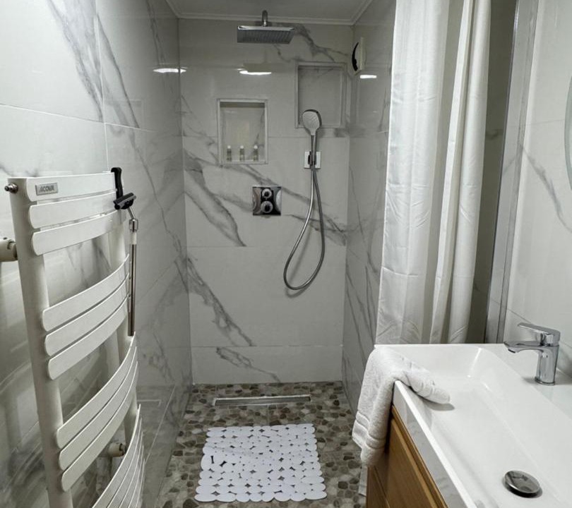 Photo of Bathroom in Odeon