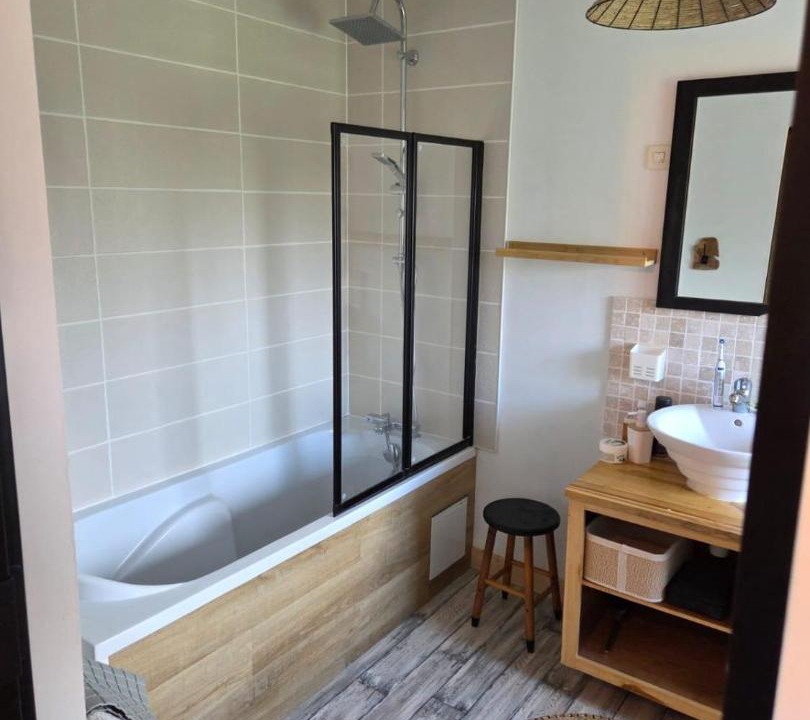 Photo of Bathroom in Lengronne