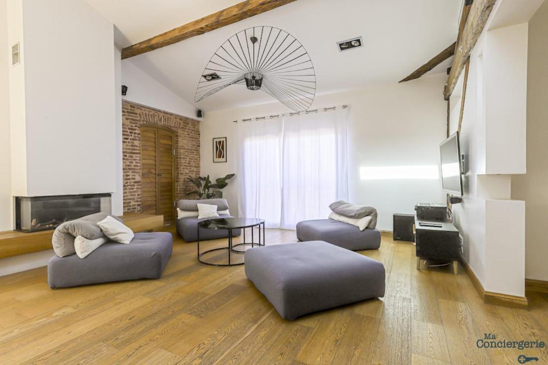 Photo of Livingroom in Toulouse City-Centre