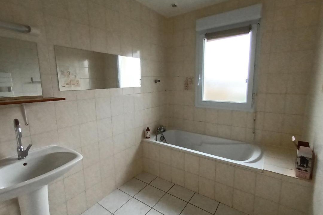 Photo of Bathroom in Saint-Herblon