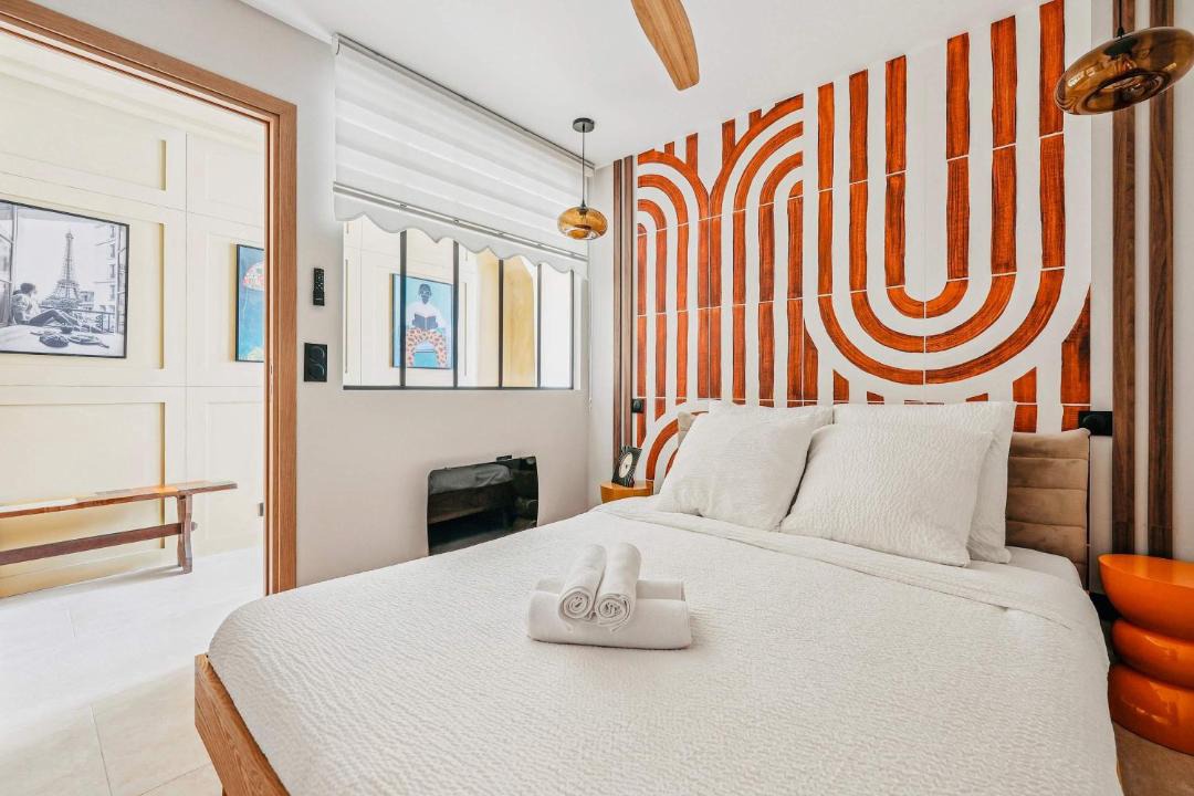 Photo of Bedroom in Arts-et-Metiers