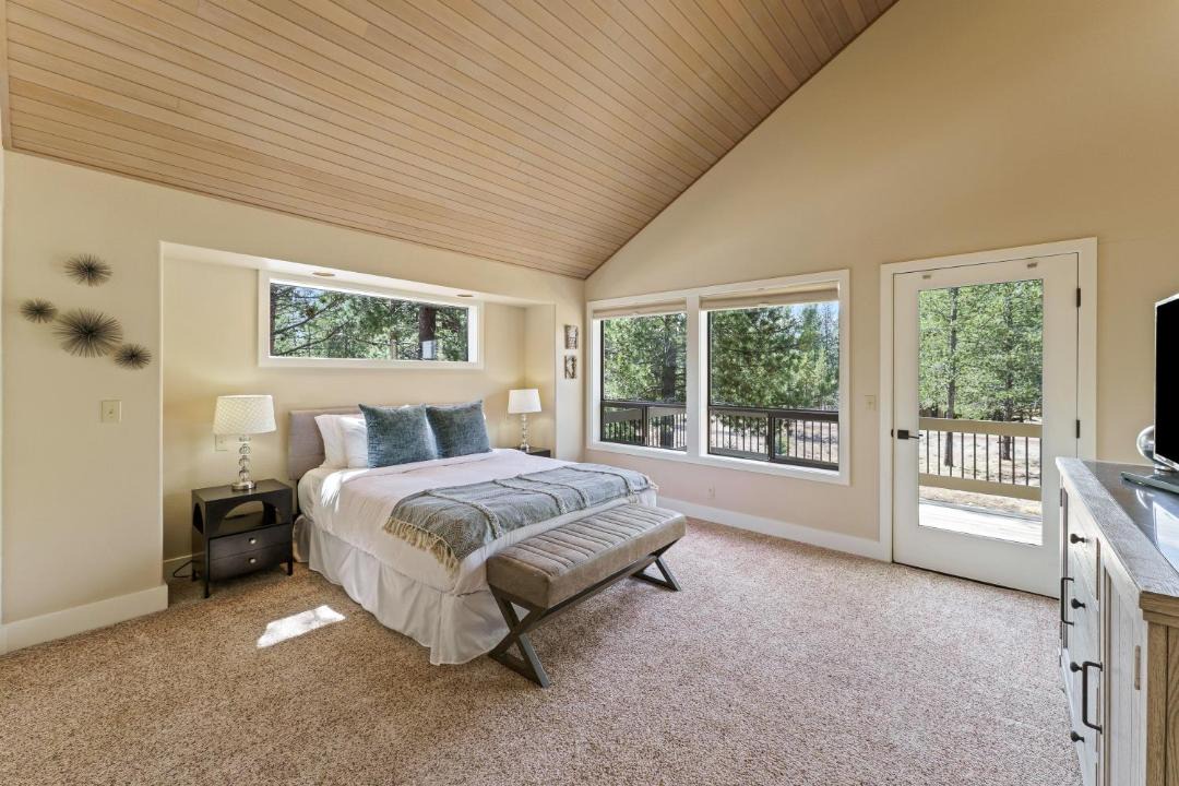 Photo of Bedroom in Sunriver