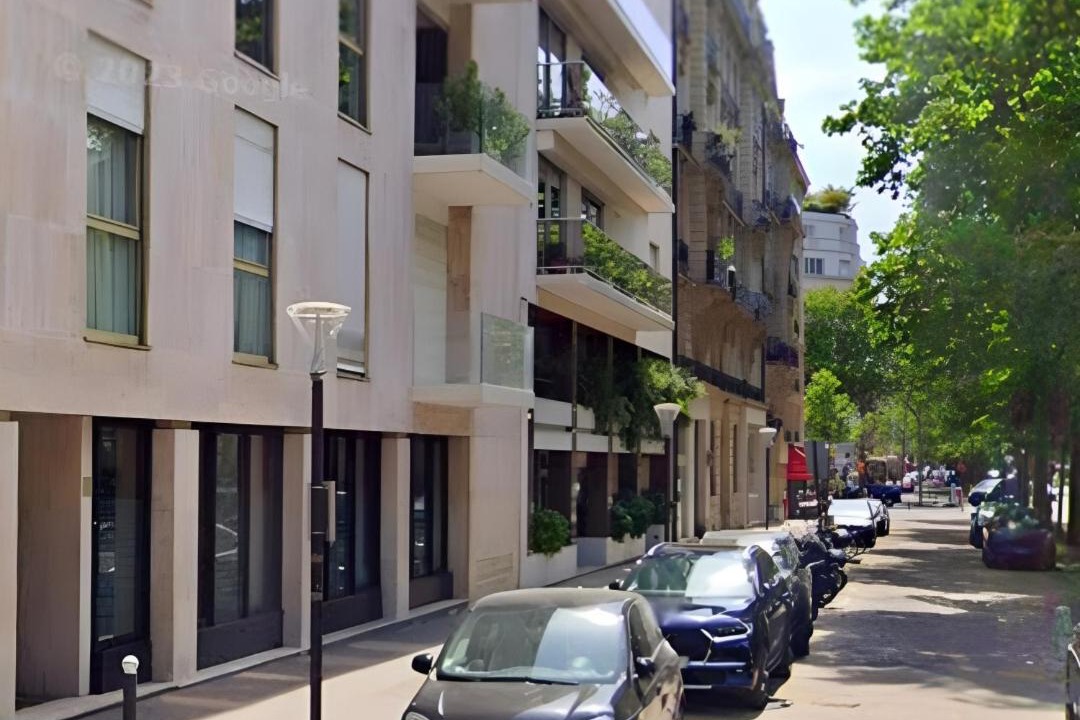 Photo of Others in Quartier de l'Ecole-Militaire
