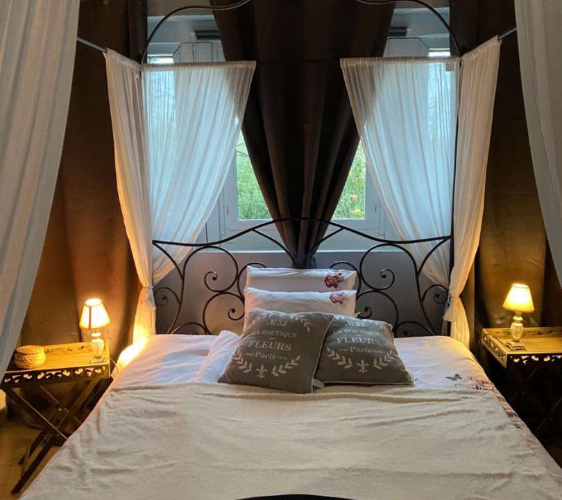 Photo of Bedroom in Louhans