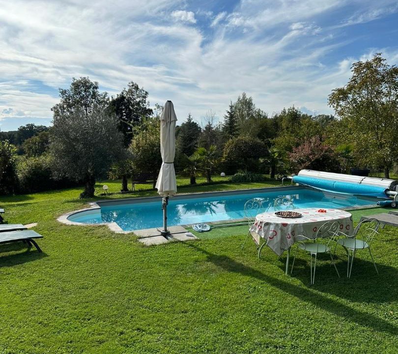 Photo of Others in Louhans