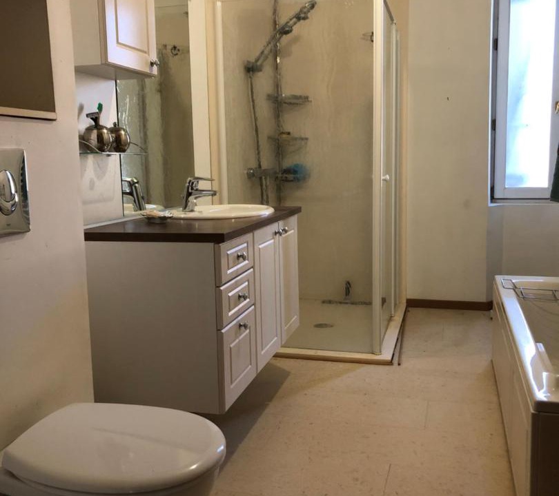 Photo of Bathroom in Montigny-devant-Sassey