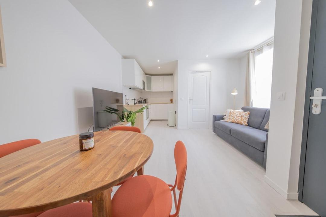 Photo of Others in Moissy-Cramayel