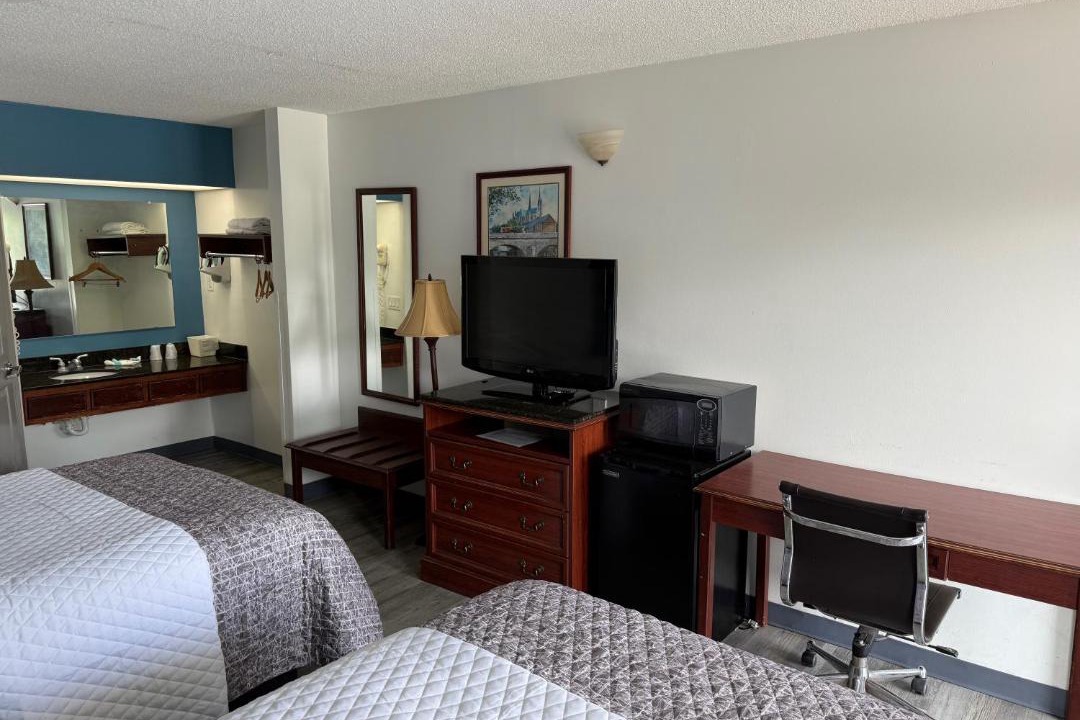 Photo of Bedroom in Roanoke Rapids