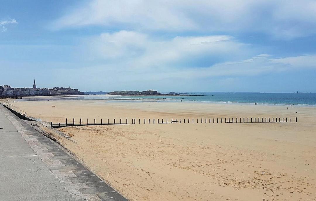 Photo of Others in Taden