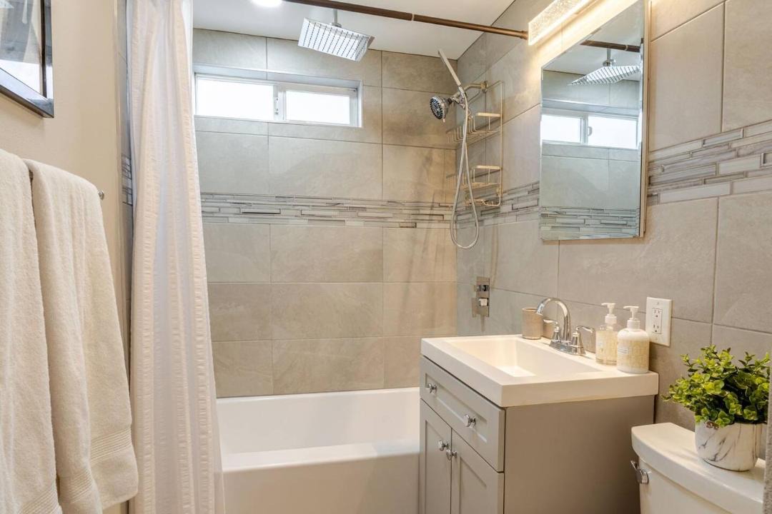 Photo of Bathroom in Bryn Mawr-Skyway