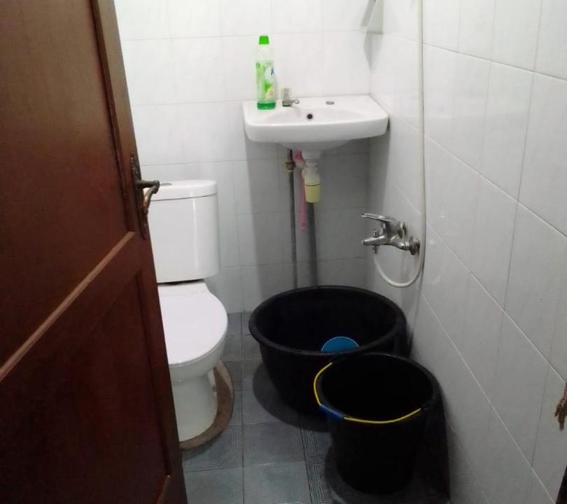 Photo of Bathroom in Tuk Tuk