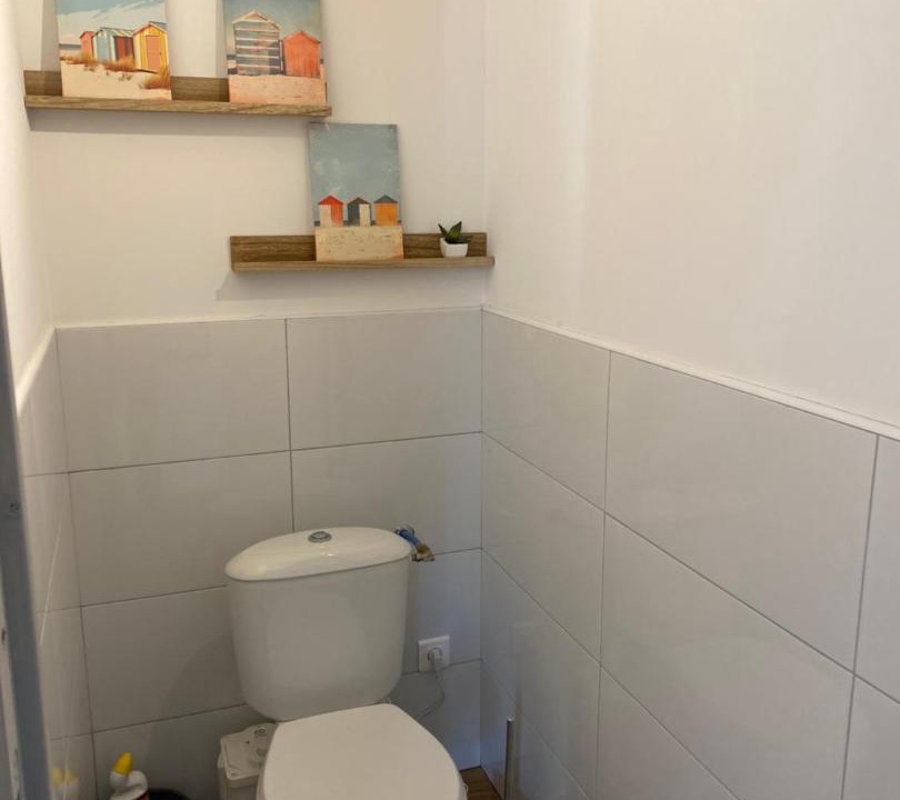 Photo of Bathroom in Semide