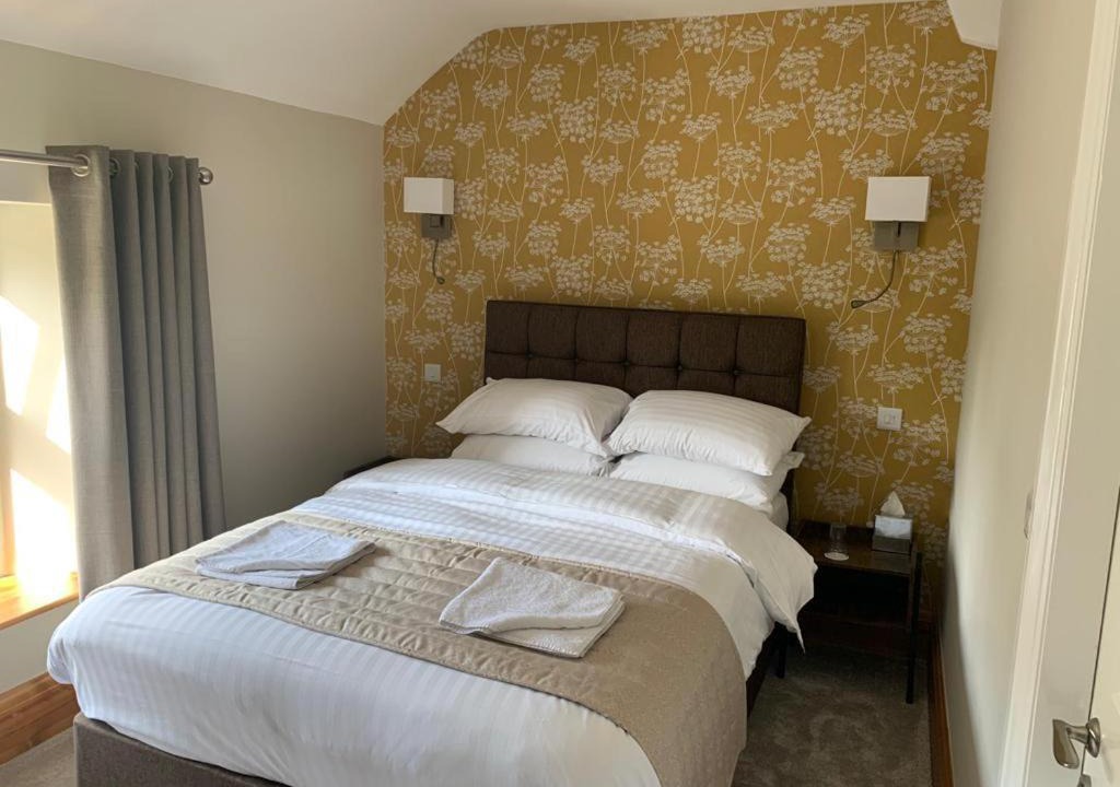 Photo of Bedroom in Holmesfield