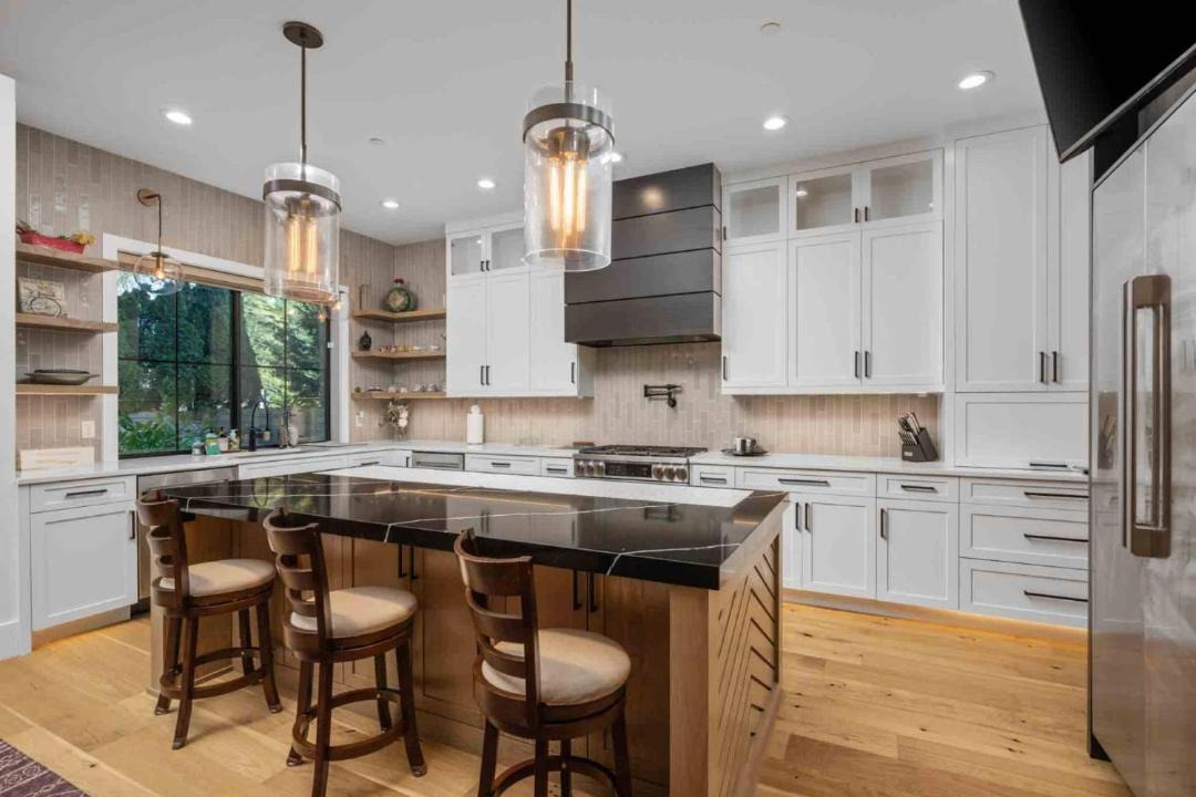 Photo of Kitchen in Lake Oswego