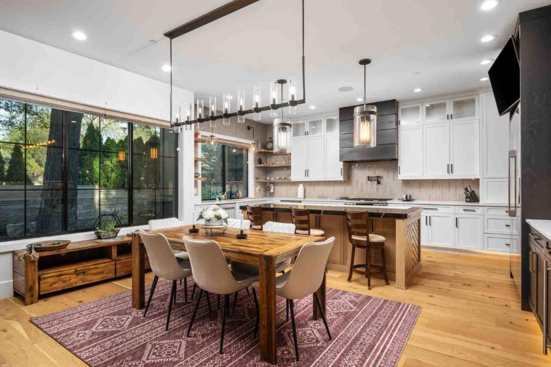 Photo of Kitchen in Lake Oswego