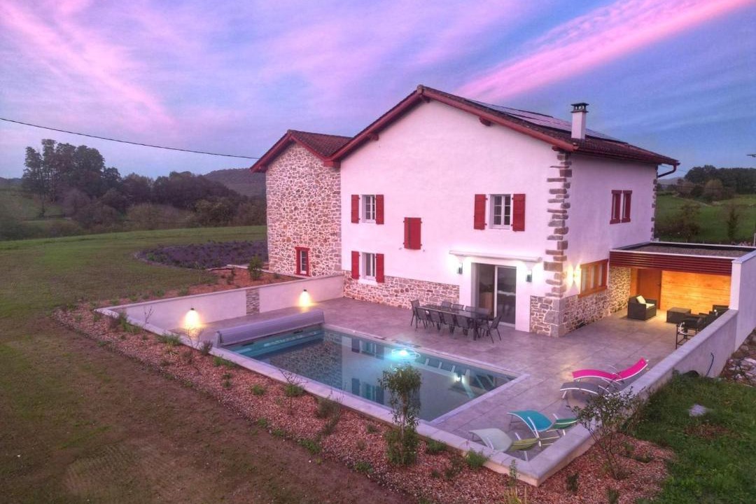 Photo of Others in Lasse