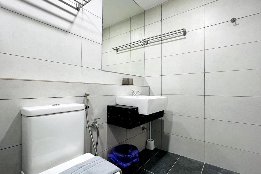 Photo of Bathroom in Melayu