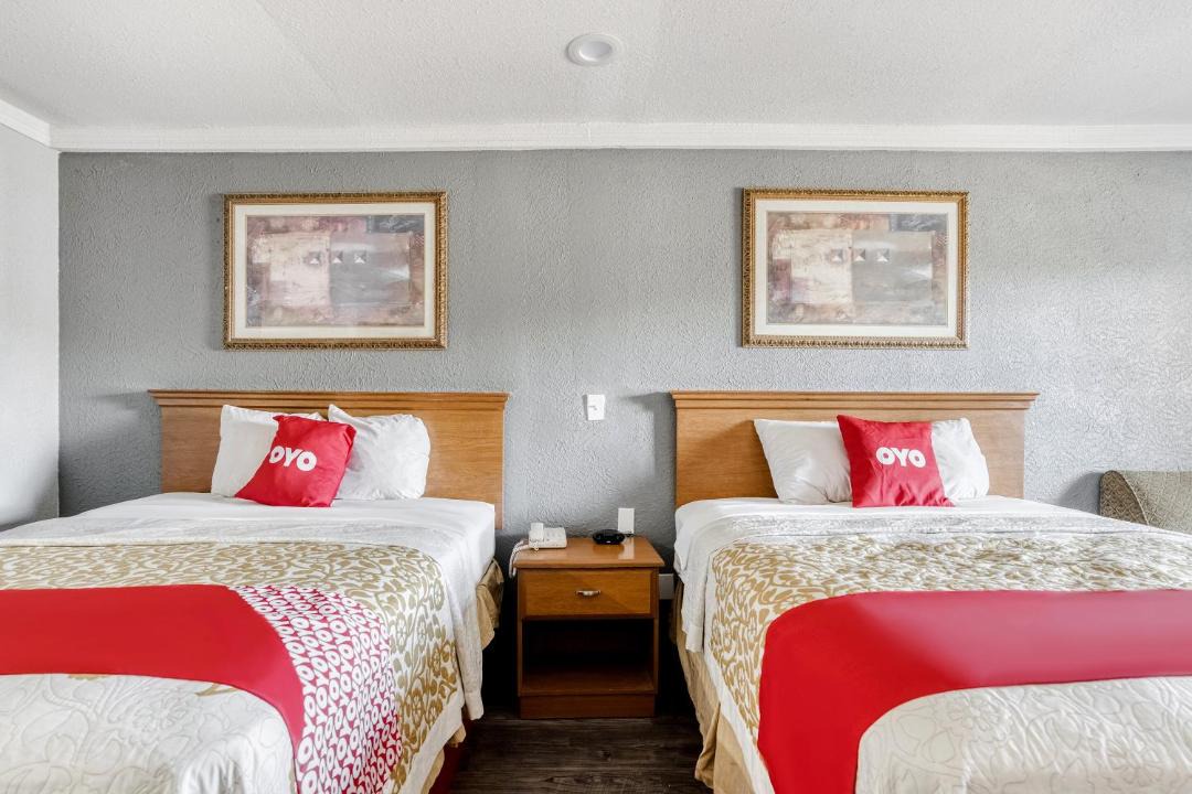 Photo of Bedroom in Pineville