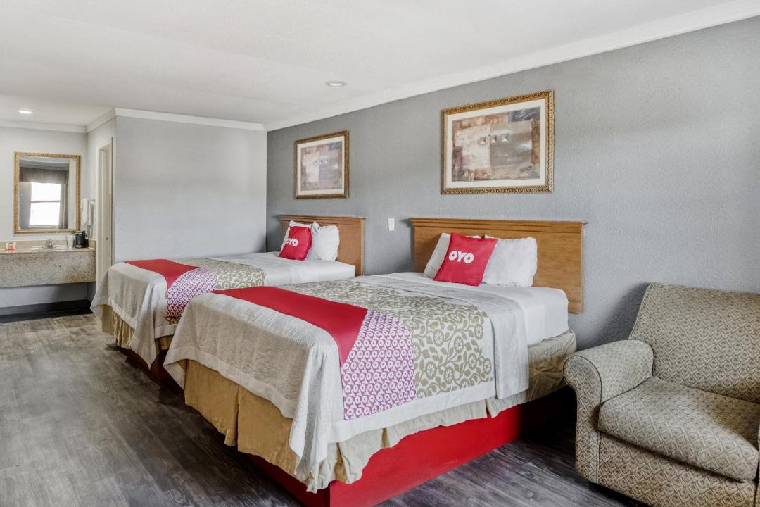 Photo of Bedroom in Pineville