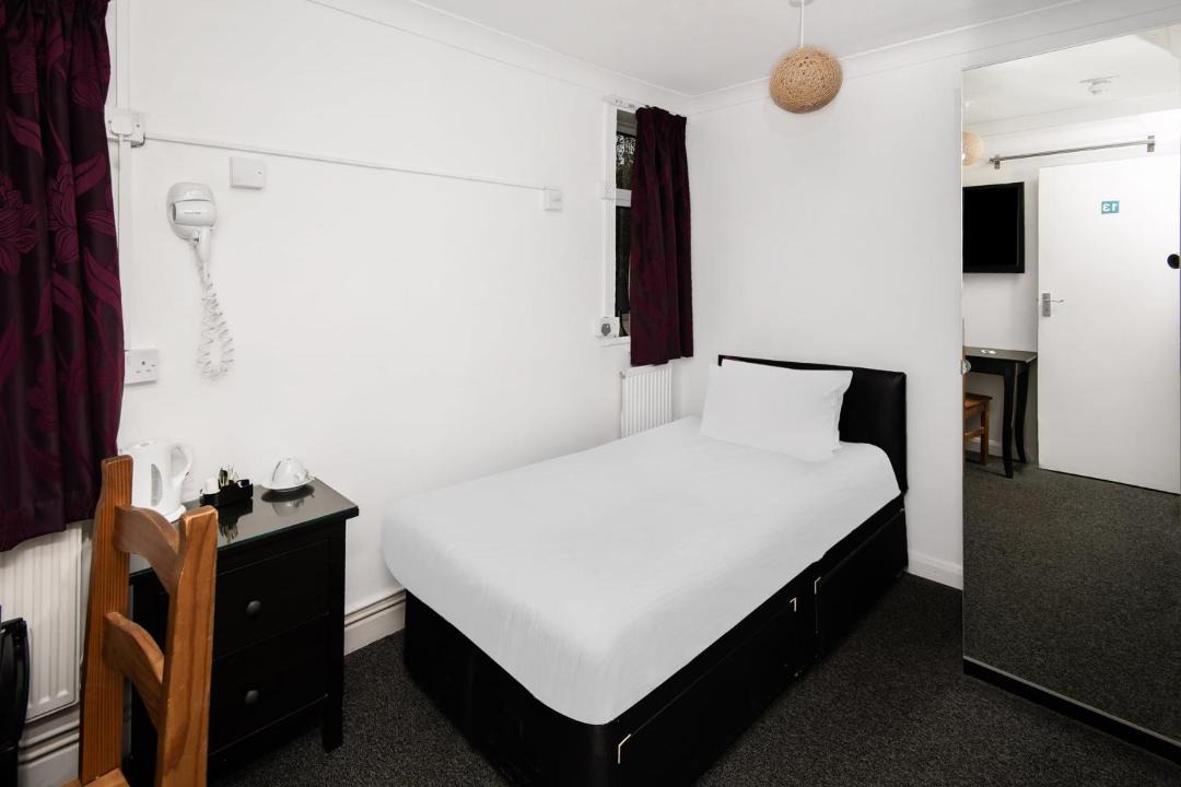 Photo of Bedroom in Lacey Green