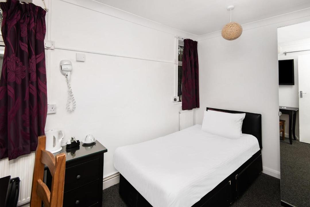 Photo of Bedroom in Lacey Green