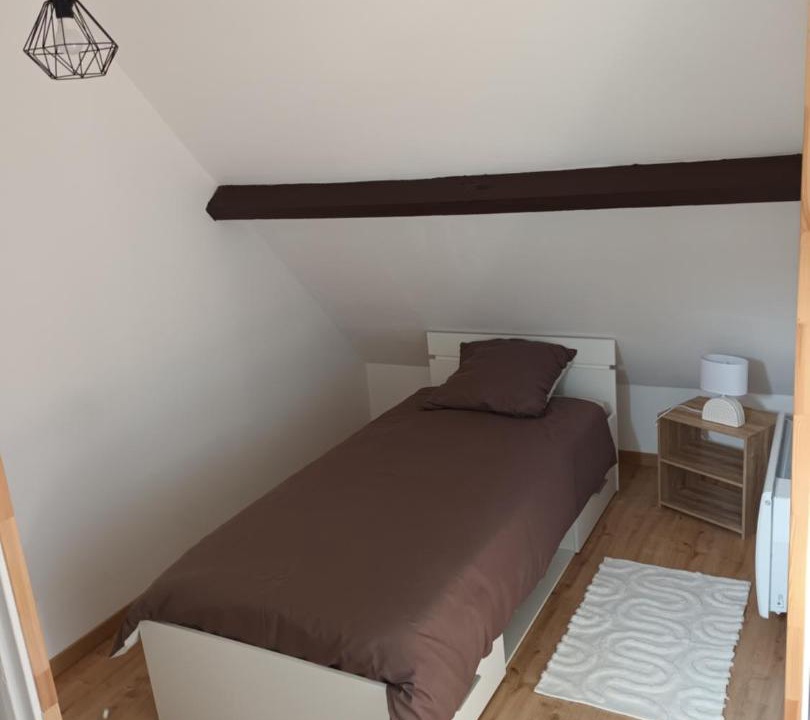 Photo of Bedroom in Vic-sur-Aisne