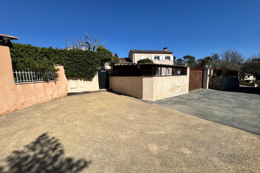 Photo of Others in Mougins