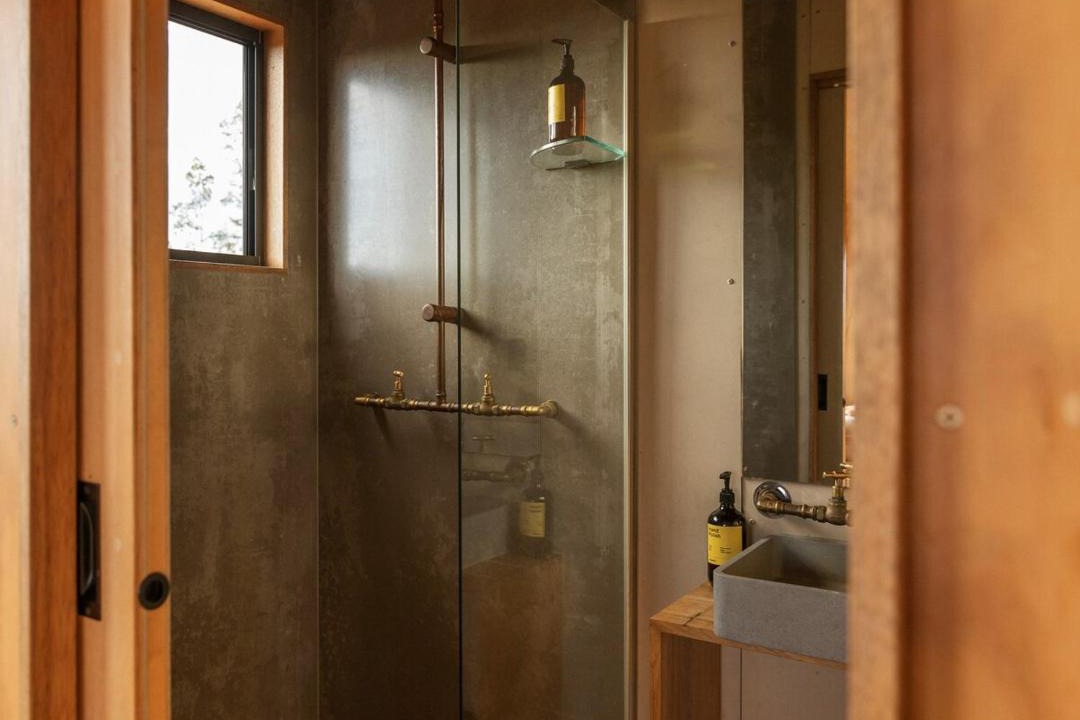 Photo of Bathroom in Flinders Lakes