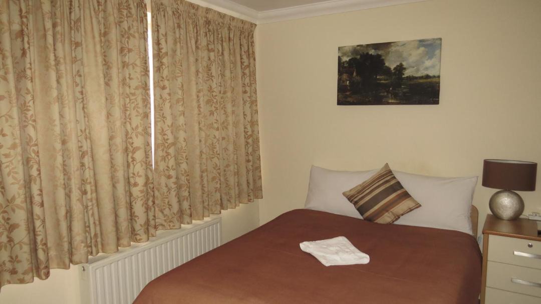 Photo of Bedroom in Havering