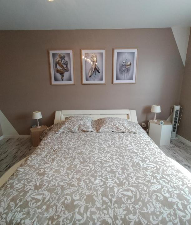 Photo of Bedroom in Pagny-la-Ville