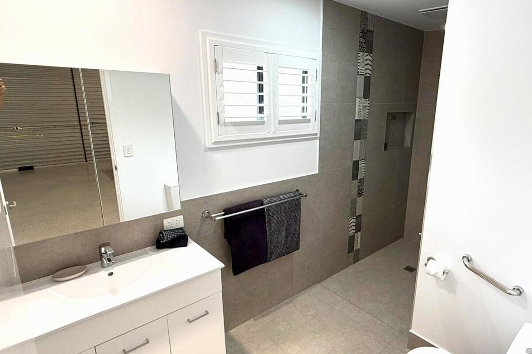 Photo of Others in Mapleton