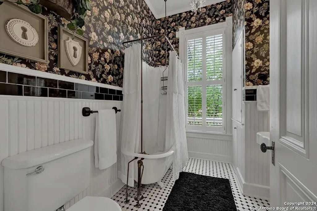 Photo of Bathroom in Seguin