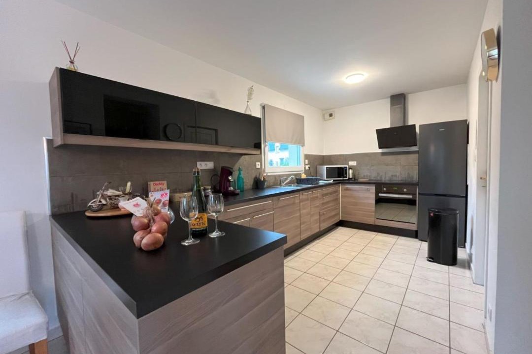 Photo of Kitchen in Plougoulm