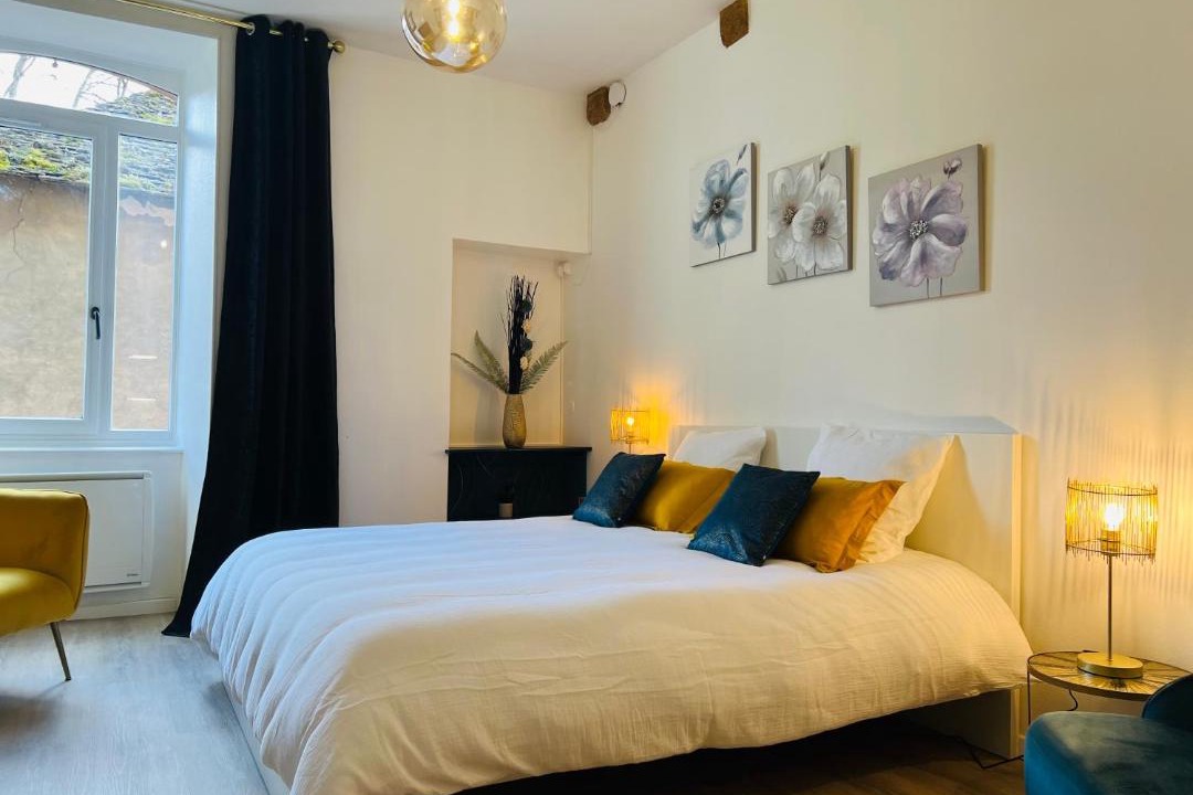 Photo of Bedroom in Cremieu