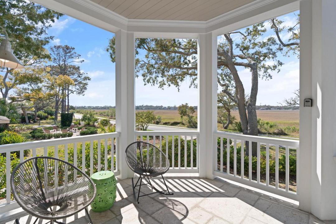 Photo of Patio Balcony in East Beach