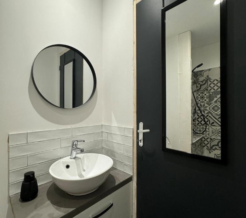 Photo of Bathroom in Limoux