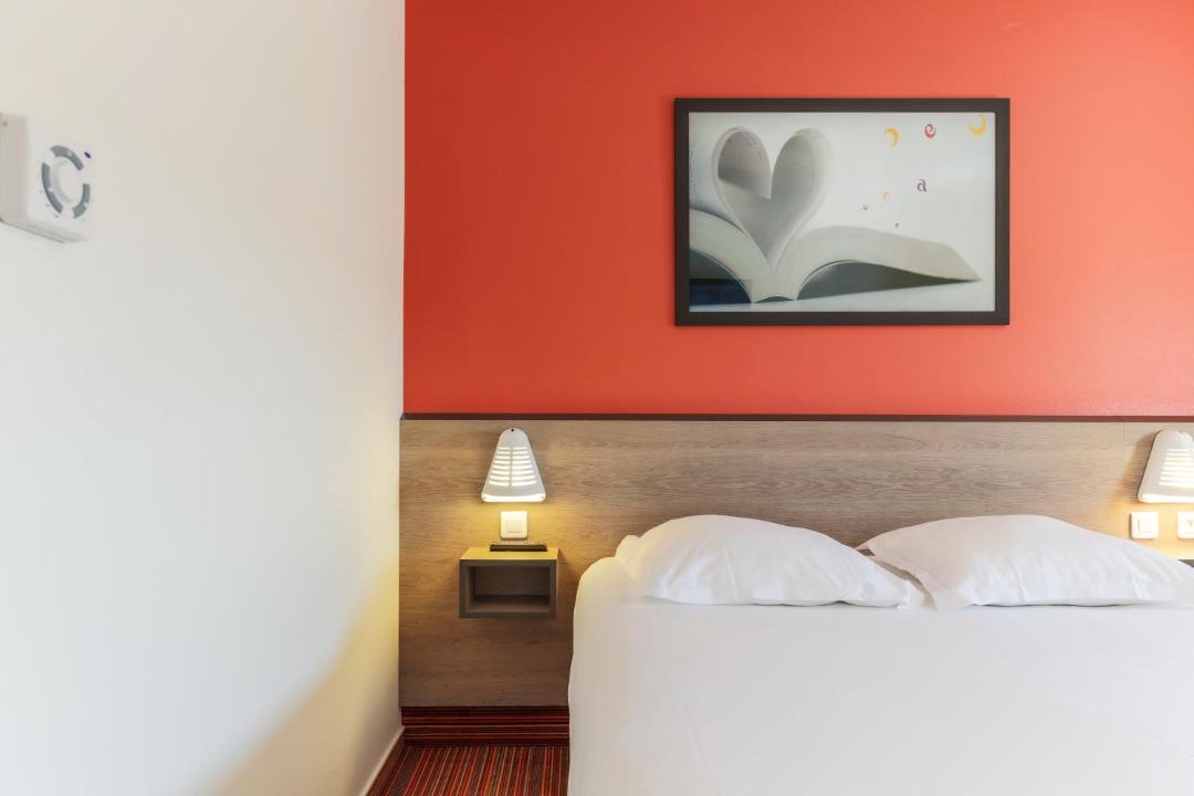 Photo of Bedroom in Brive-la-Gaillarde