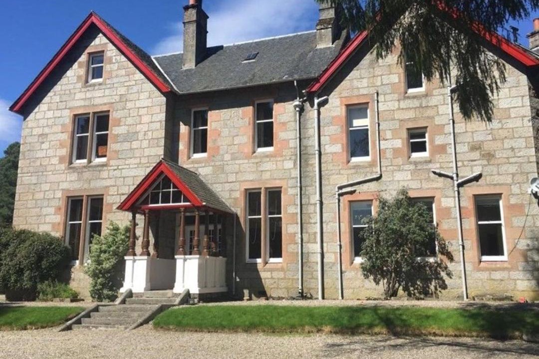 Photo of Others in Newtonmore