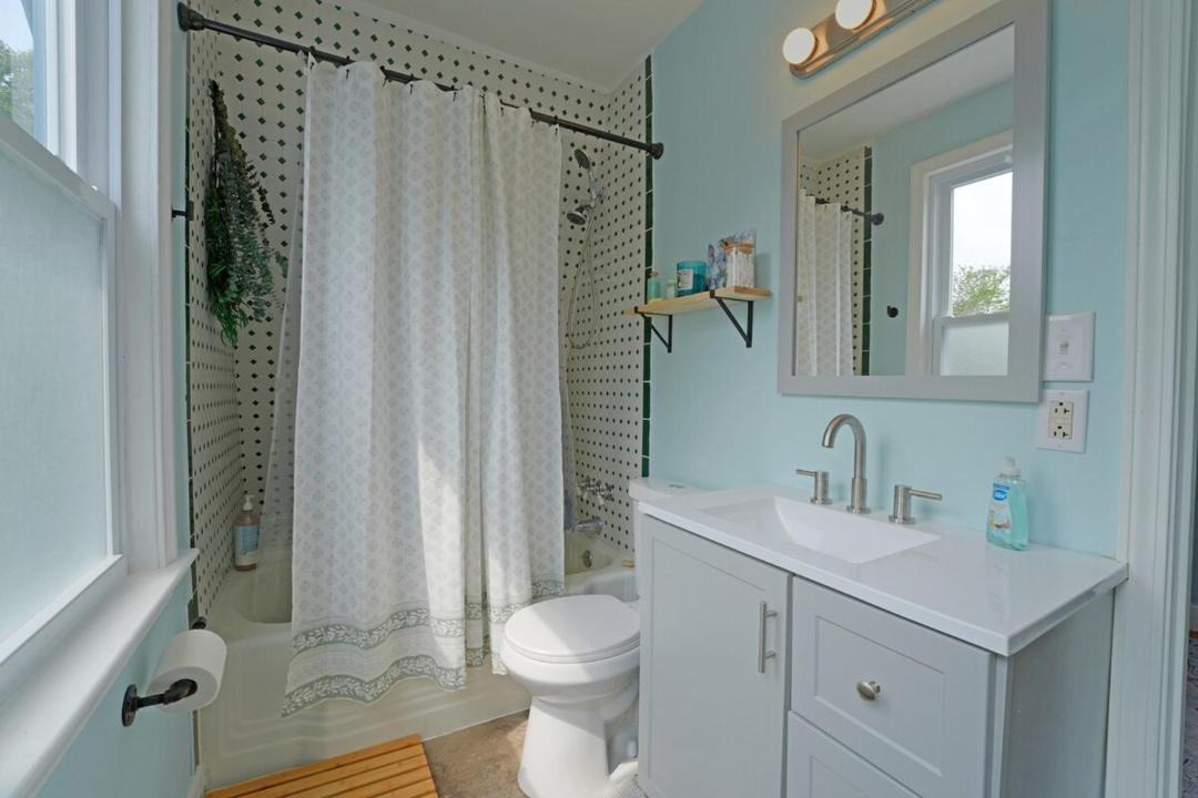 Photo of Bathroom in Old Orchard Beach